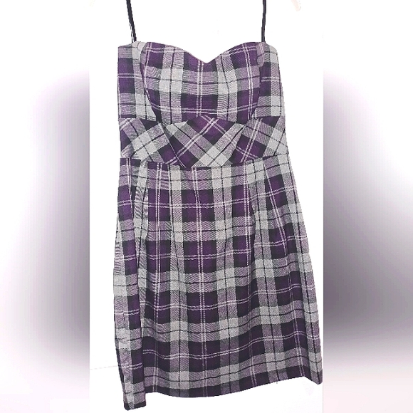As U Wish Dresses & Skirts - Cute Strapless  plaid dress